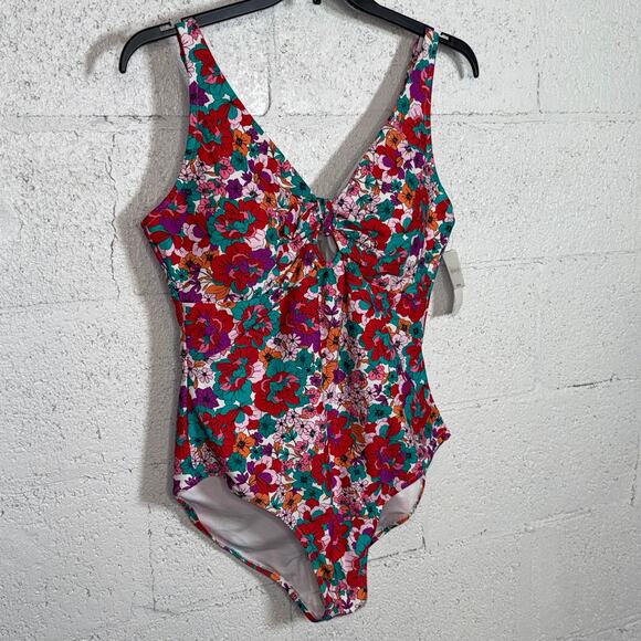 Raisins Curve Trendy Plus Size Muna Floral 1 Piece Swimsuit 18W Red - Picture 1 of 15